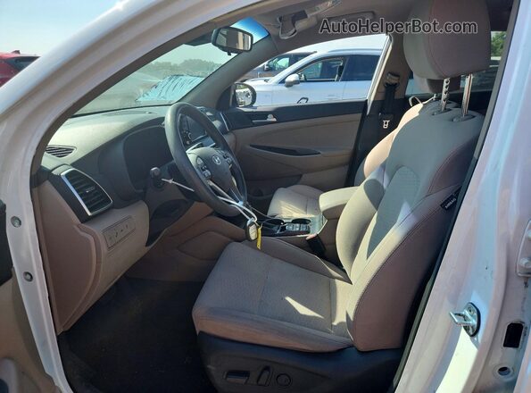 KM8J33AL2KU901478 2019 HYUNDAI TUCSON White Front interior view