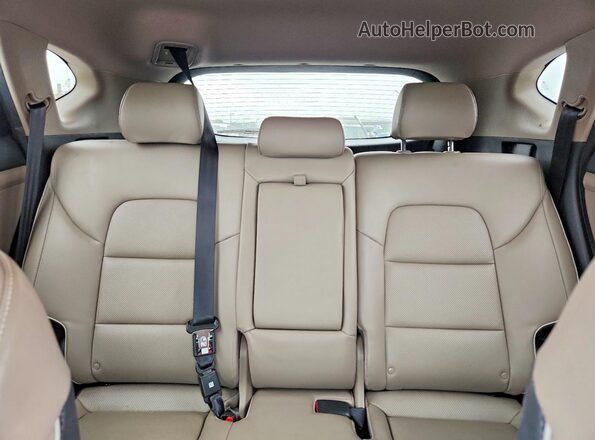 KM8J33AL2LU256395 2020 HYUNDAI TUCSON White Rear seats view