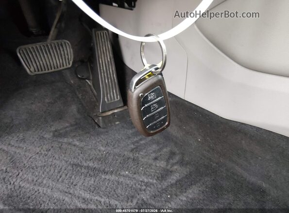 KM8J33AL6KU038667 2019 HYUNDAI TUCSON Серебряный Вид панели приборов