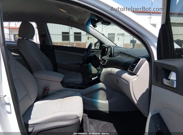 KM8J33AL8KU962995 2019 HYUNDAI TUCSON Белый Вид салона спереди