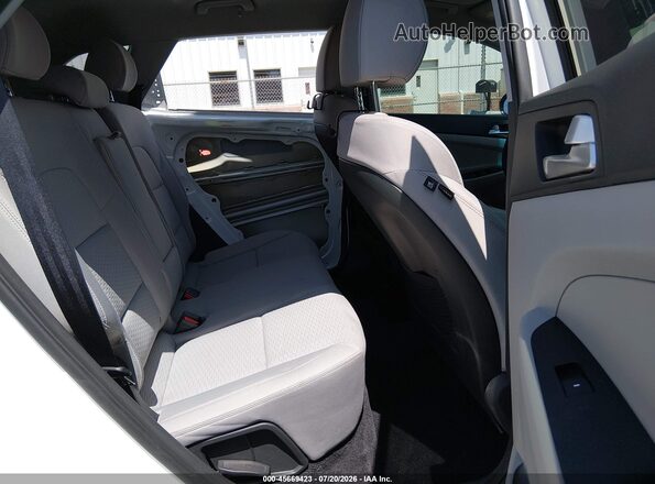 KM8J33AL8KU962995 2019 HYUNDAI TUCSON Белый Вид наклейки с VIN-кодом