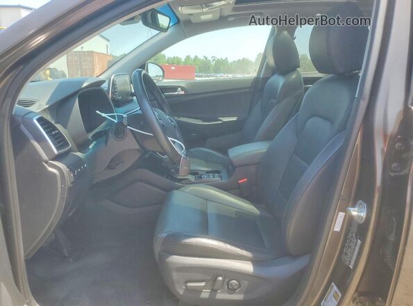 KM8J33AL9LU177063 2020 HYUNDAI TUCSON Brown Vista interior delantera
