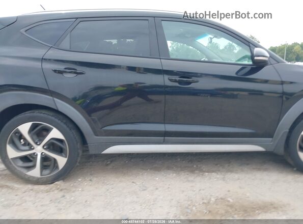 KM8J3CA22HU528894 2017 HYUNDAI TUCSON Black წინა ხედი
