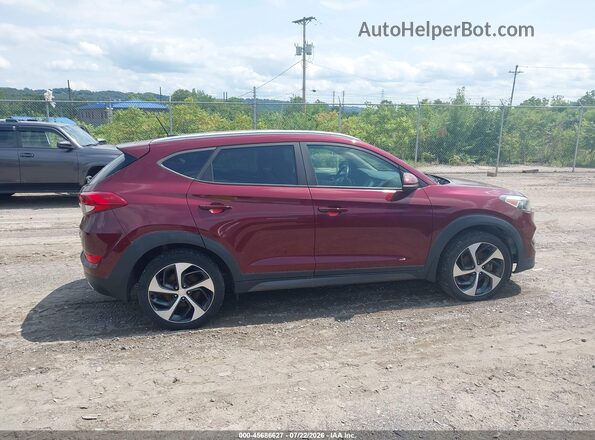 KM8J3CA29GU223570 2016 HYUNDAI TUCSON Red Սալոնի հետևի տեսք