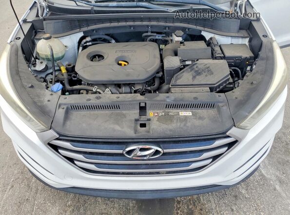 KM8J3CA40JU630816 2018 HYUNDAI TUCSON White Widok komory silnika