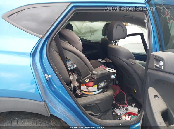 KM8J3CA42HU440431 2017 HYUNDAI TUCSON Blue Vista de la etiqueta del VIN