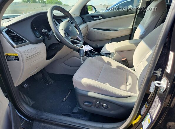 KM8J3CA44JU651328 2018 HYUNDAI TUCSON Black Vista interior delantera