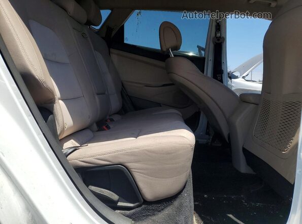 KM8J3CA44JU773591 2018 HYUNDAI TUCSON Белый Вид задних сидений