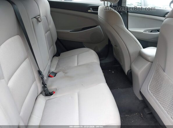 KM8J3CA47GU067918 2016 HYUNDAI TUCSON Silver VIN sticker view