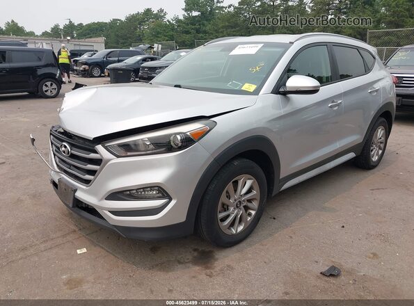 KM8J3CA48HU532272 2017 HYUNDAI TUCSON Серебряный Передняя левая четверть