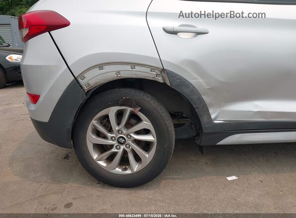 KM8J3CA48HU532272 2017 HYUNDAI TUCSON Серебряный 