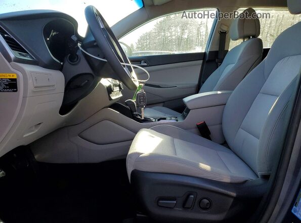 KM8J3CA4XHU313183 2017 HYUNDAI TUCSON Серебряный Вид салона спереди