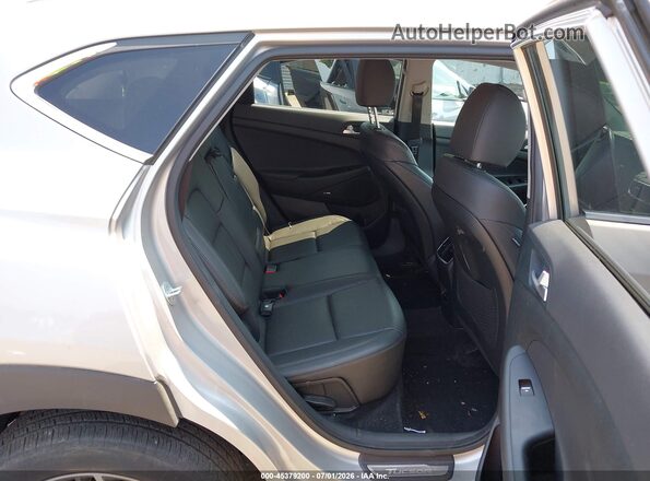 KM8J3CAL0MU377931 2021 HYUNDAI TUCSON Silver Widok naklejki z numerem VIN