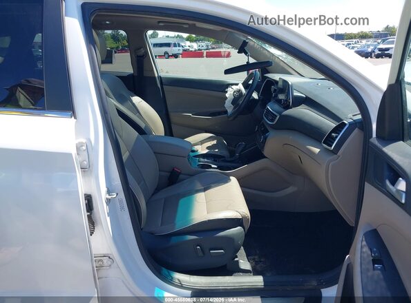 KM8J3CAL1LU248546 2020 HYUNDAI TUCSON White Front interior view