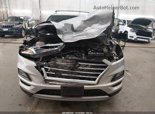 KM8J3CAL2MU395508 2021 HYUNDAI TUCSON Серебряный Вид спереди