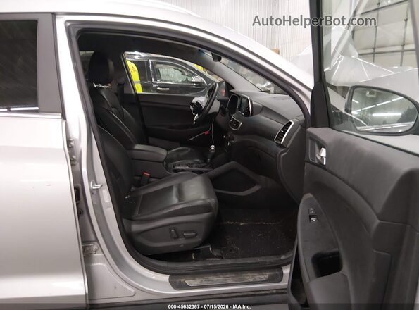 KM8J3CAL2MU395508 2021 HYUNDAI TUCSON Серебряный Вид салона спереди