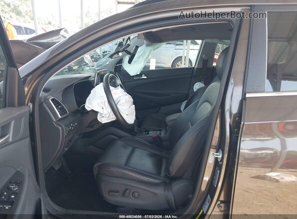 KM8J3CAL8LU088956 2020 HYUNDAI TUCSON Brown Вид салону спереду