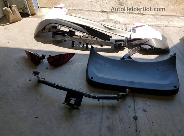 KM8J3CAL8LU183615 2020 HYUNDAI TUCSON White Vista de la etiqueta del VIN