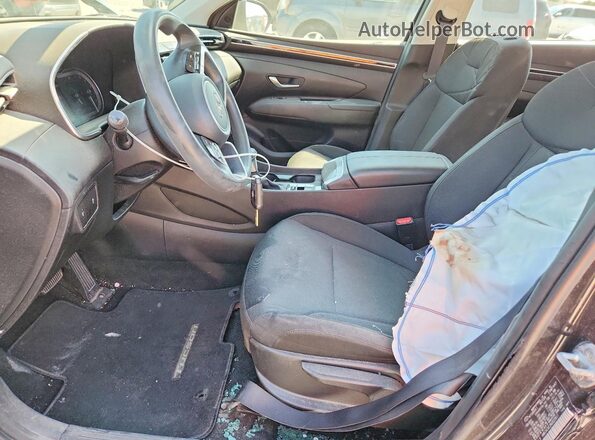 KM8JACAE2NU022817 2022 HYUNDAI TUCSON Черный Вид салона спереди