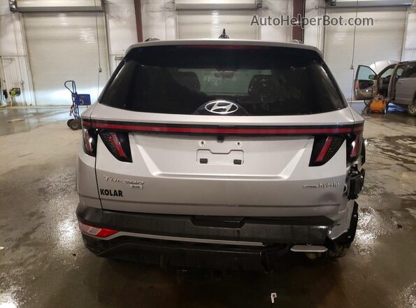 KM8JBCA16PU093063 2023 HYUNDAI TUCSON Silver Rear view