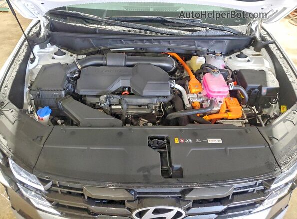 KM8JBDD17TU453565 2026 HYUNDAI TUCSON White Շարժիչի բաժամունքի տեսք