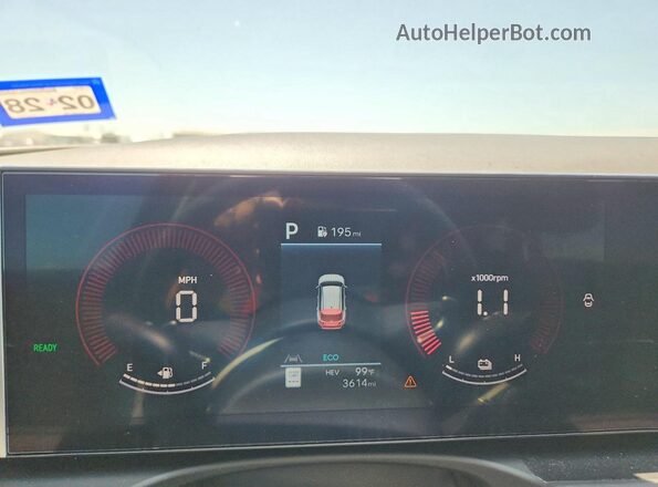 KM8JBDD20TU435935 2026 HYUNDAI TUCSON Красный Вид щитка приборов