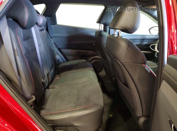 KM8JCDD11TU400017 2026 HYUNDAI TUCSON Red Rear interior view