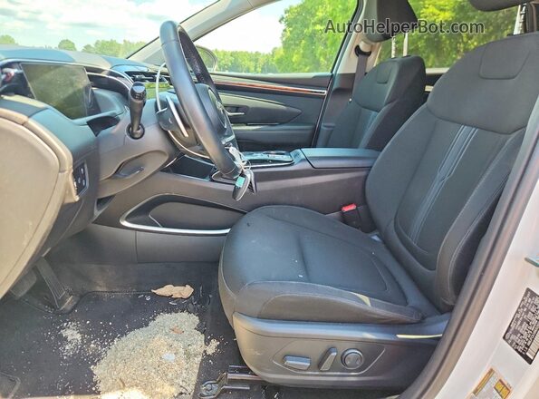 KM8JFCA16NU026013 2022 HYUNDAI TUCSON Белый Вид салона спереди