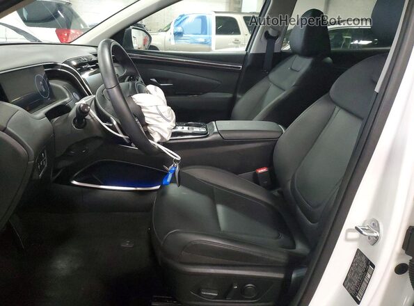 KM8JFCA1XPU122424 2023 HYUNDAI TUCSON White Front interior view