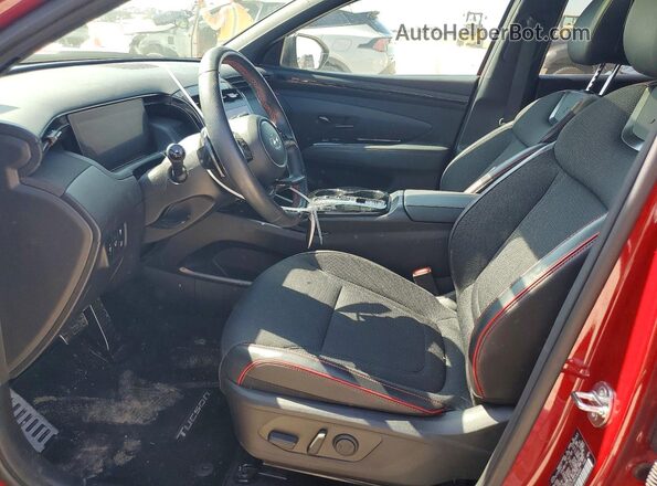 KM8JFCD13RU186450 2024 HYUNDAI TUCSON Красный Вид салона спереди