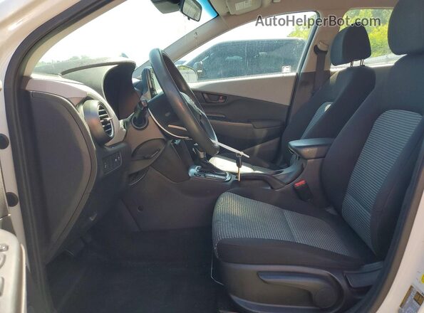 KM8K12AA4MU607649 2021 HYUNDAI KONA White Widok wnętrza z przodu