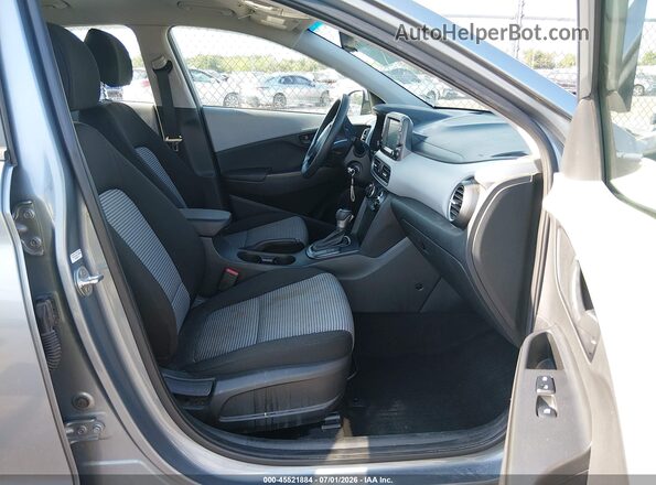 KM8K12AA8MU664078 2021 HYUNDAI KONA Gray Вид салону спереду