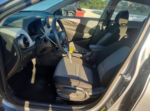 KM8K12AA9LU522157 2020 HYUNDAI KONA Gray Vista interior delantera