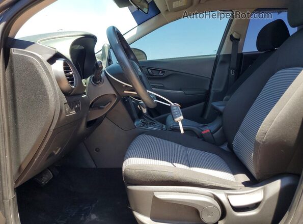 KM8K12AA9MU665563 2021 HYUNDAI KONA Gray Front interior view