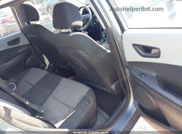 KM8K1CAA0JU157872 2018 HYUNDAI KONA Light Blue Vista de la etiqueta del VIN