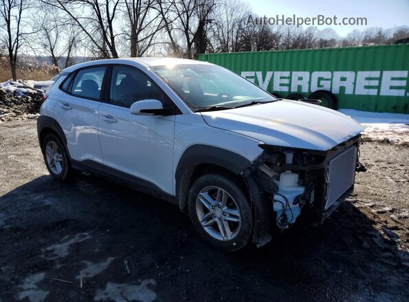 KM8K1CAA1JU108471 2018 HYUNDAI KONA White Przód prawy