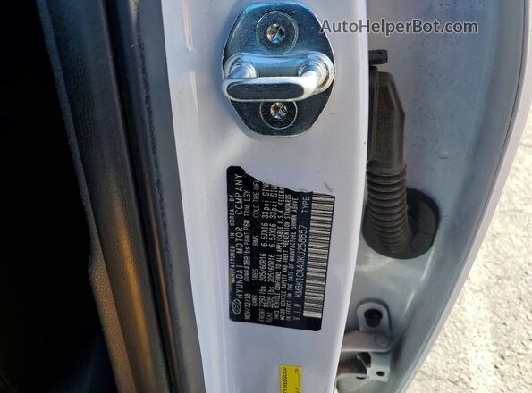 KM8K1CAA3KU258857 2019 HYUNDAI KONA White Engine compartment view