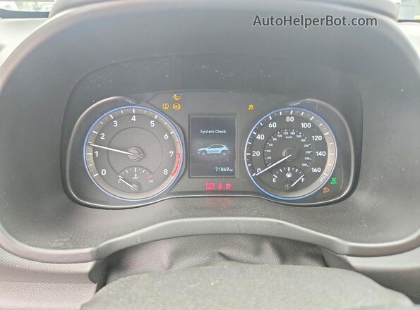 KM8K1CAA4MU674872 2021 HYUNDAI KONA White ხელსაწყოთა პანელის ხედი