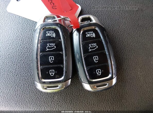 KM8K22AA0JU109604 2018 HYUNDAI KONA Gray Vista del salpicadero