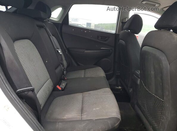 KM8K22AA2LU515337 2020 HYUNDAI KONA White Вид задньої частини салону