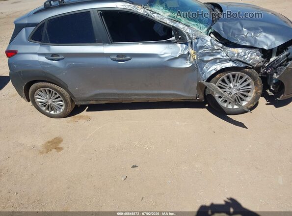 KM8K22AA7LU493433 2020 HYUNDAI KONA Gray Vista interior trasera