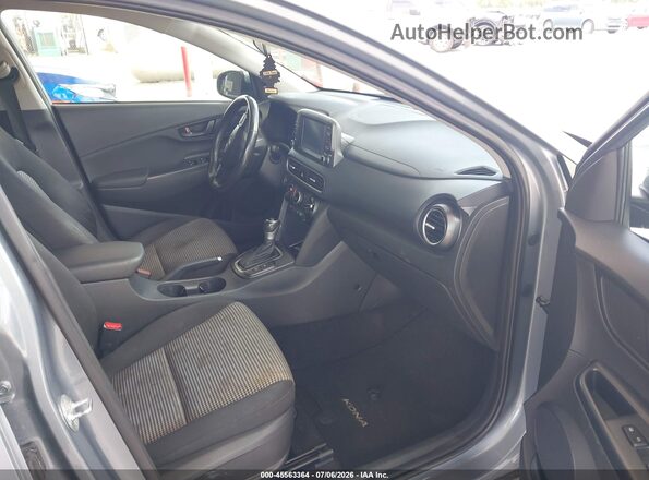 KM8K22AA9MU707016 2021 HYUNDAI KONA Light Blue წინა სალონის ხედი