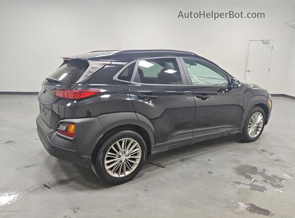 KM8K22AAXMU613971 2021 HYUNDAI KONA Black უკანა მარჯვენა