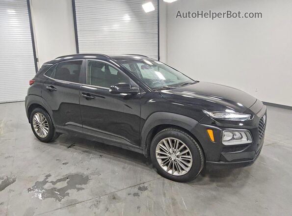 KM8K22AAXMU613971 2021 HYUNDAI KONA Black წინა მარჯვენა