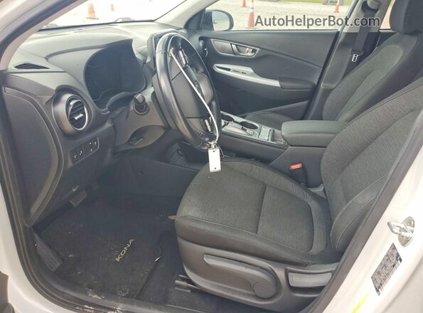 KM8K23AG2LU069054 2020 HYUNDAI KONA White Առջևի վահանակի տեսք