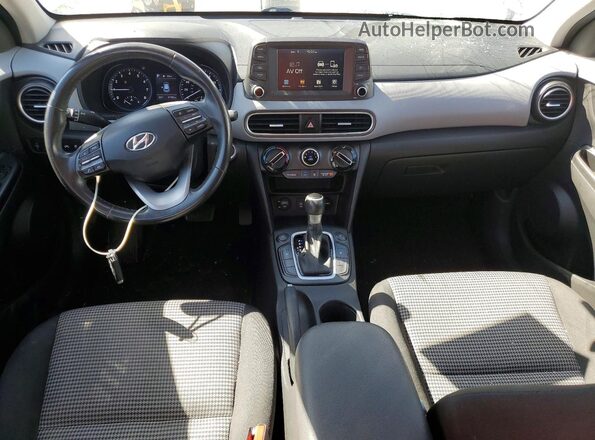 KM8K2CAA0LU469996 2020 HYUNDAI KONA White წინა პანელის ხედი