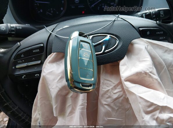 KM8K2CAA2JU170877 2018 HYUNDAI KONA Gray Вид панелі приладів