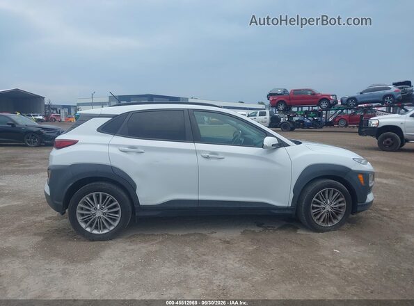 KM8K2CAA2LU396520 2020 HYUNDAI KONA White Vista interior trasera