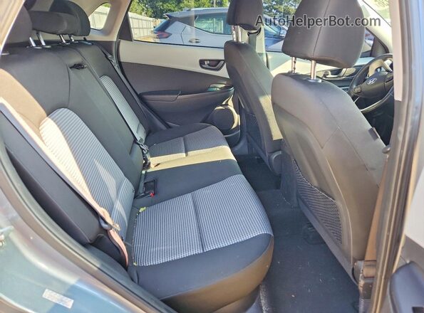 KM8K2CAA2LU501041 2020 HYUNDAI KONA Gray Rear interior view