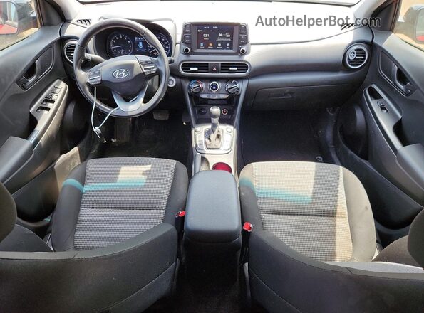 KM8K2CAA4LU588621 2020 HYUNDAI KONA Red Vista del salpicadero